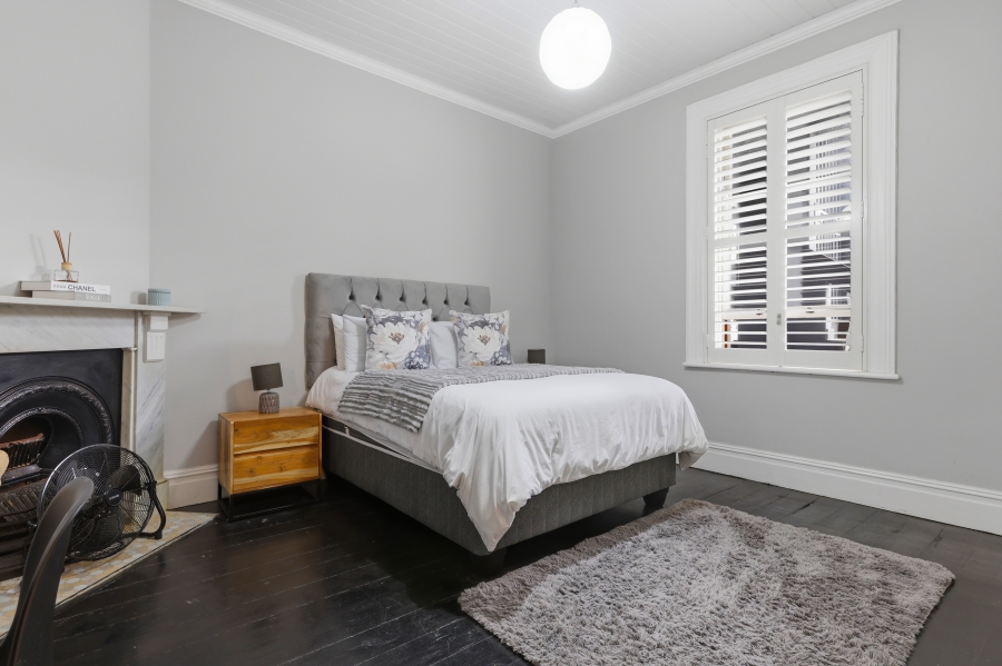 2 Bedroom Property for Sale in Green Point Western Cape